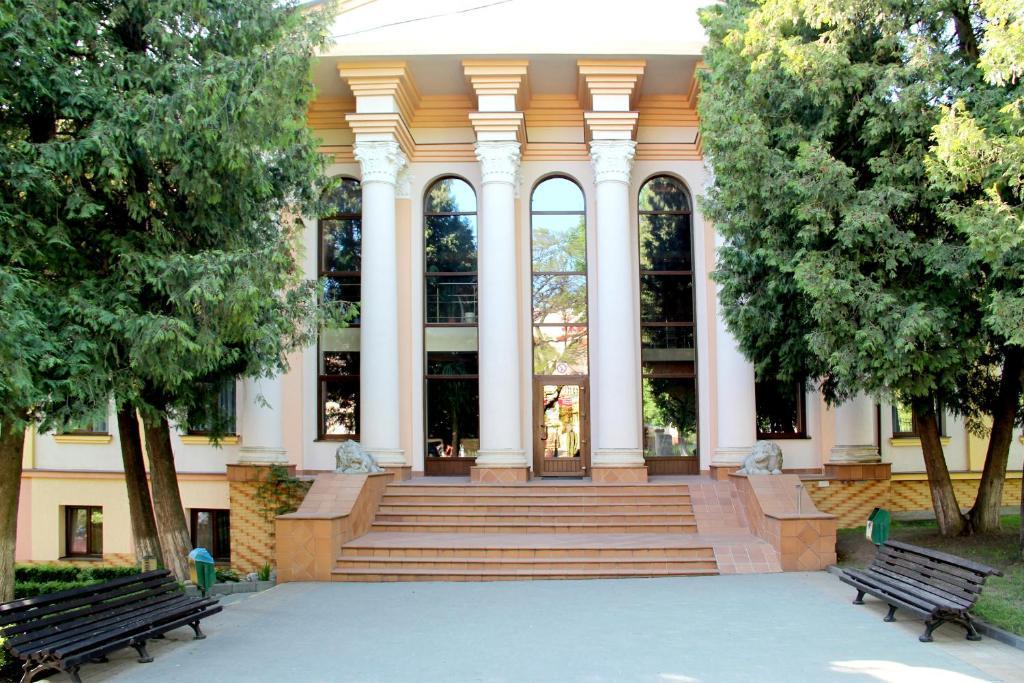 Gala Hotel Kamjanez-Podilskyj Exterior foto